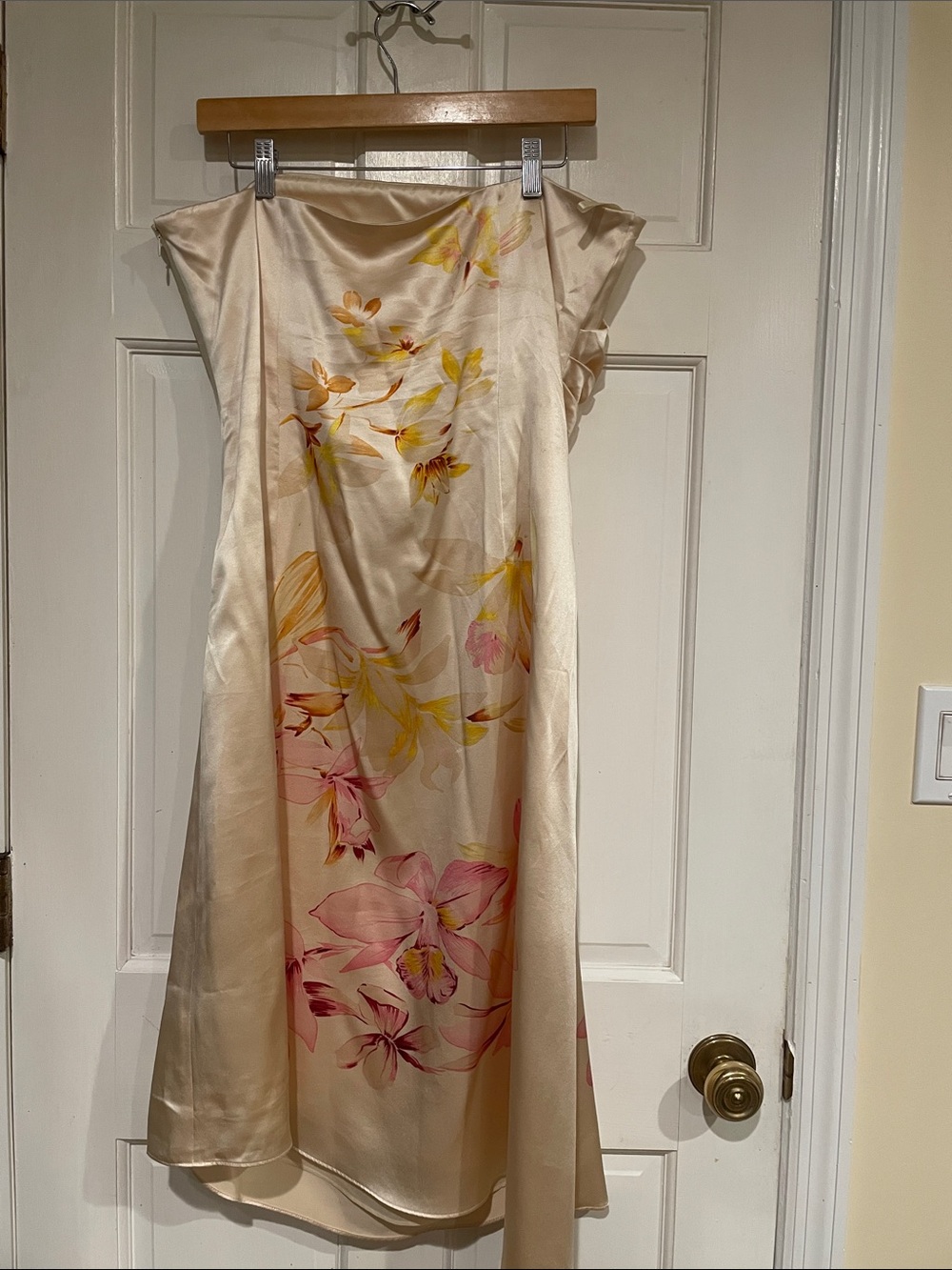 Banana Republic Strapless Satin Dress in Champagne with Pink and Yellow Florals - Picture 6 of 8